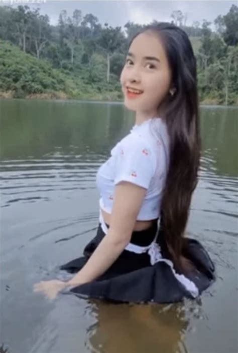 S N N B N Hot Tiktok I T M Su I Nh Ng M C Tr Ng L To N B N I Y B N Trong