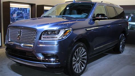 Auto Review 2018 Lincoln Navigator SUV Indulgent Luxurious