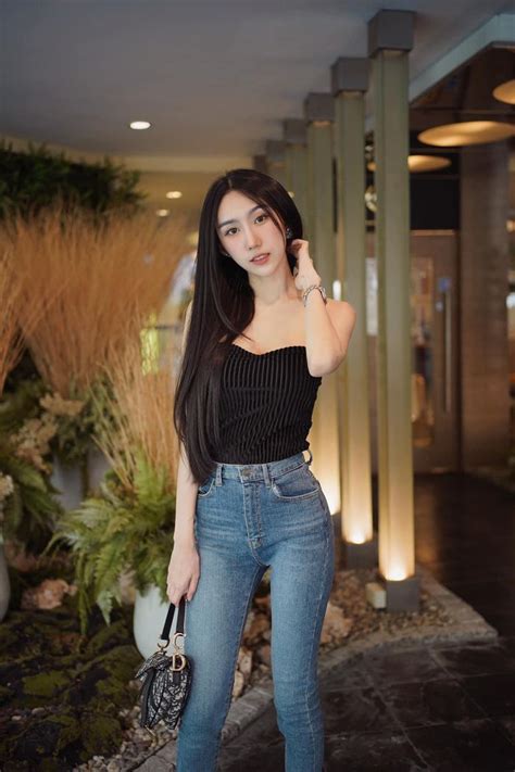 Phong C Ch G I C M C A Hot Girl N I Ti Ng Khi M I H C C P Titanic N I M I Th C Chia S