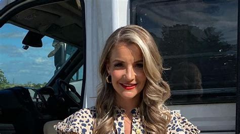 Countryfile S Helen Skelton Sets Hearts Racing In Flirty Red Bikini Hello