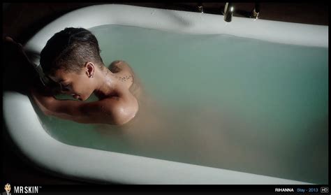 Naked Rihanna In Stay