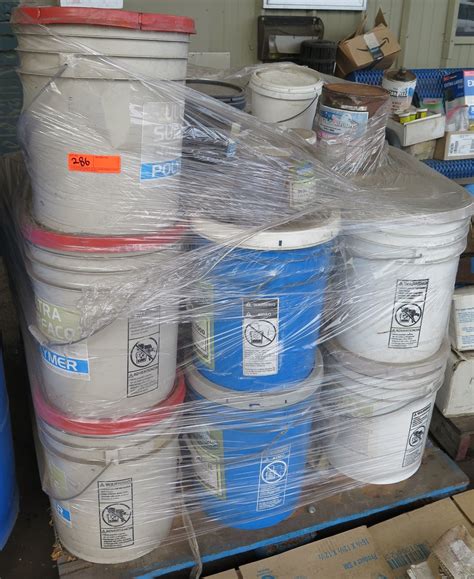 Contents of Pallet: Multiple Pails Polymer, Concrete Stain & Finishing