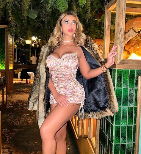 OnlyFans model finds love after divorcing herself | New York Post