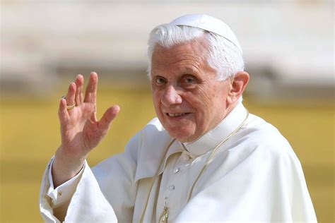 Disponibile L E Book Le Due Vite Di Benedetto Xvi La Fede Quotidiana