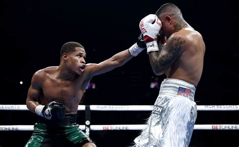 Boxing News: Who won the boxing match tonight between Devin Haney and ...