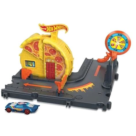 Комплект за игра с количка Hot Wheels Speedy Pizza Pick Up HKX Toyzz Shop