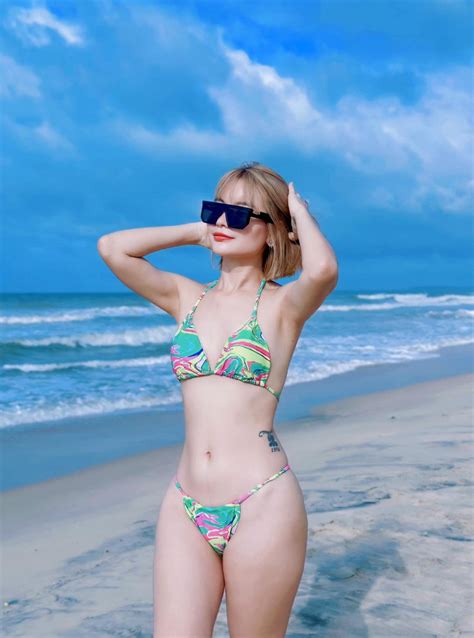 Ch A C N N Ng N B X M C V N Khoa Di N Bikini N Ng C N Y S C Hoa H U P Mi N Ch