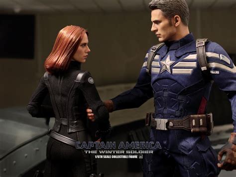 CAPTAIN AMERICA STEVE ROGERS Captain America Steve Rogers Hot Toys