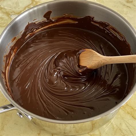 Ganache De Chocolate Meio Amargo - Receita de Ganache de Chocolate Meio Amargo - Dicas e Dicas