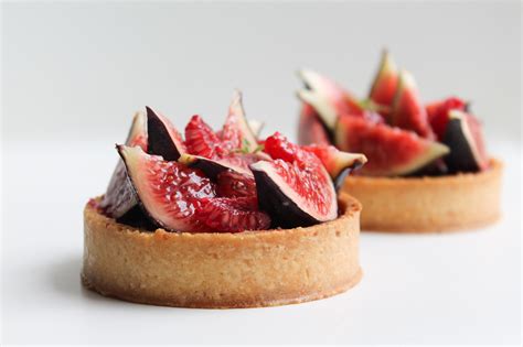 TARTELETTES FIGUES FRAMBOISES LYG