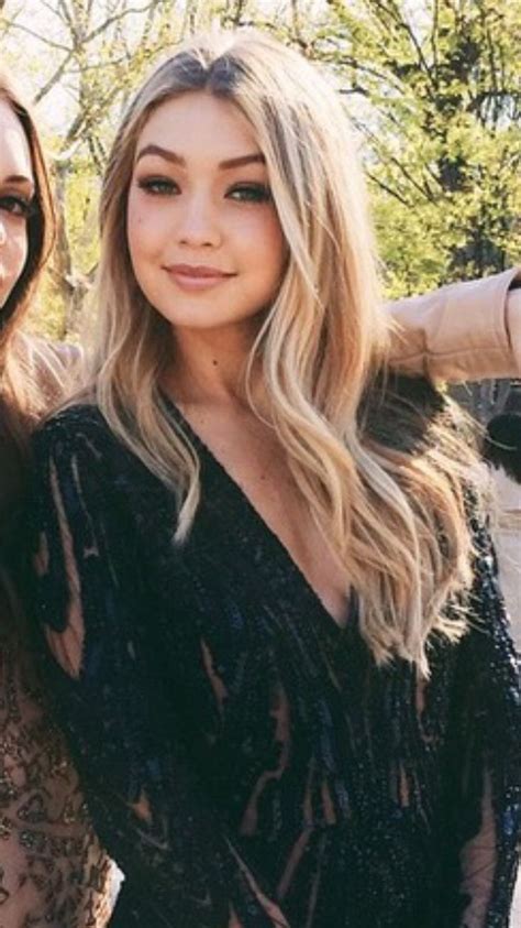 Blonde Gigi Hadid Hair Gigi Hadid Pretty Blonde Hair Looks