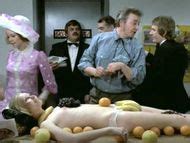 Naked Jette Weibel In Tandl Ge P Sengekanten