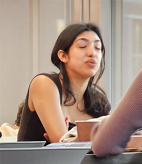 Sexy Latina In Leggings At College Oc Spandex Leggings Yoga Pants Forum