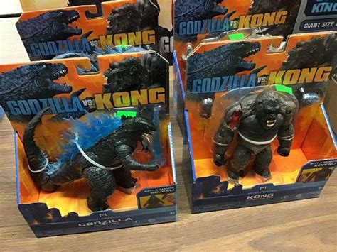 Godzilla Vs Kong figurines - Metzger Property Services LLC