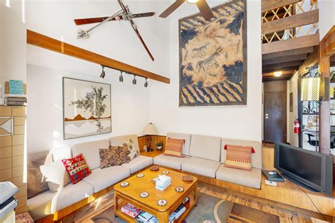 Olympic Valley Views Condo #15 - Home Rental in Squaw Valley