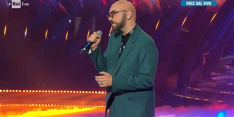 Tale E Quale Show 2023 24 Luca Gaudiano Giuliano Sangiorgi Canta