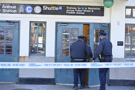 Two Subway Stabbings In Brooklyn Leave Two Injured Police Search