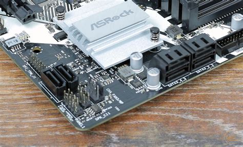 Обзор материнской платы ASRock B460M Pro4: стиль и компактность GECID.com.