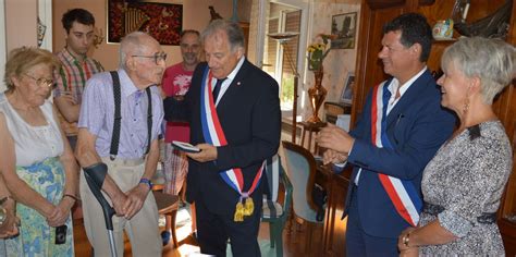 Unieux Eugène Richaume décoré de la médaille dor de lAssemblée nationale