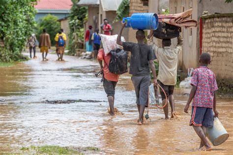 Rwanda Au Moins Morts Dans Des Inondations D Vastatrices La Presse