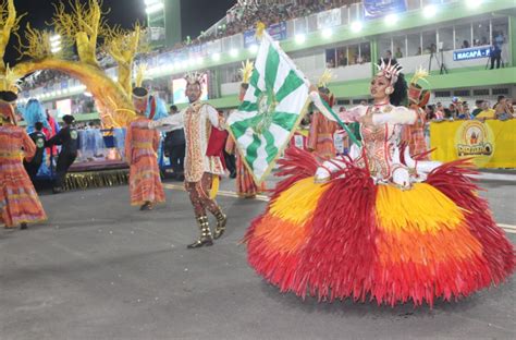 Carnaval 2024 veja a programação para o 2º dia de desfiles das escolas