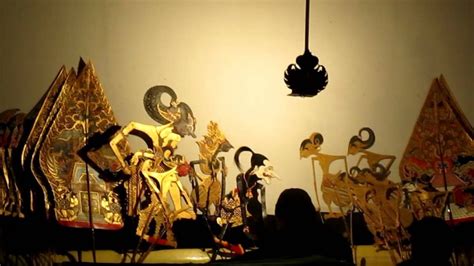 Wayang Kulit Purwa Cabang Kesenian Tradisional Yang Paling Lengkap