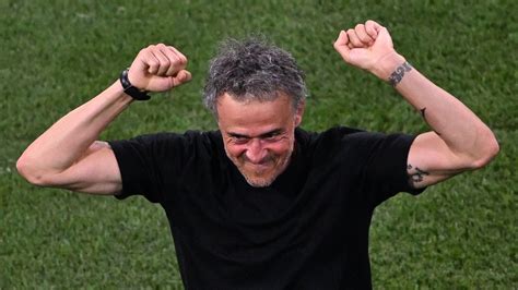 Luis Enrique pays tribute to daughter after PSGs Champions League win