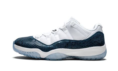 Air Jordan 11 Retro Low Le Blue Snakeskin Stadium Goods