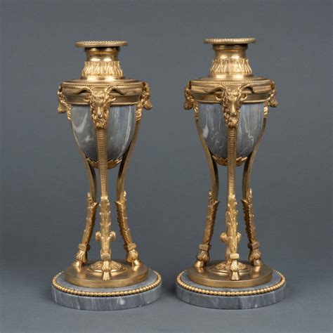 Paire de bougeoirs cassolettes époque Louis XVI XVIIIe siècle N 112923