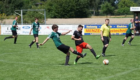 SC Rot Weiß Maaslingen GEIL AUF FUSSBALL FUSSBALL IST GEIL