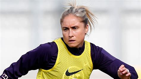 Steph Houghton: England Women captain withdraws from squad with ankle ...