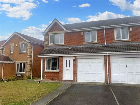 3 Bed Semi Detached House For Sale In Featherstone Grove Bedlington