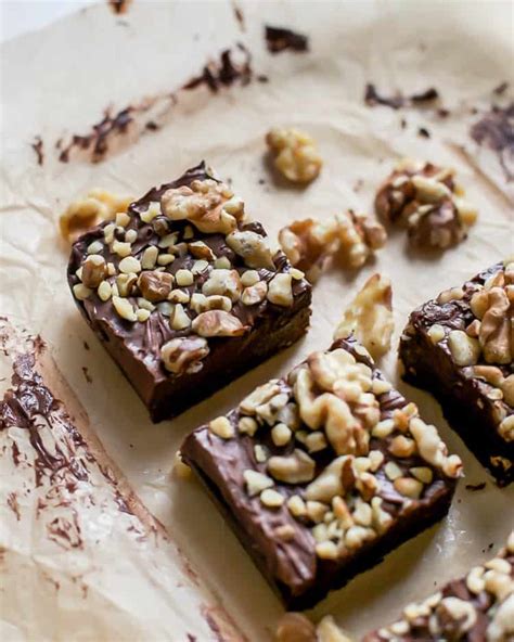 Chocolate Fudge Brownies With Walnuts