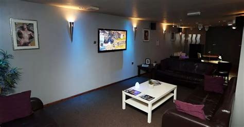 Mum Reveals What Swinger Clubs Are Really Like With Less Than Half Of People Having Sex