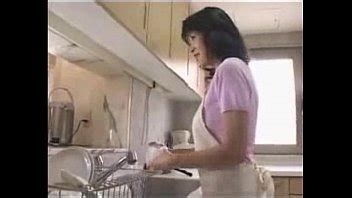 Kissing Wives 1 XVIDEOS