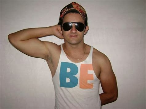 Puberdade Gay Axilas De Macho