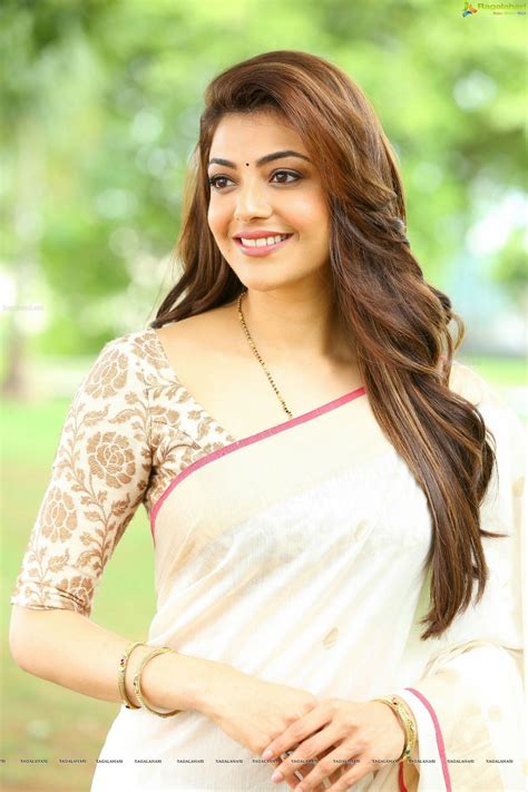 Kajal In White Saree Wallpapers