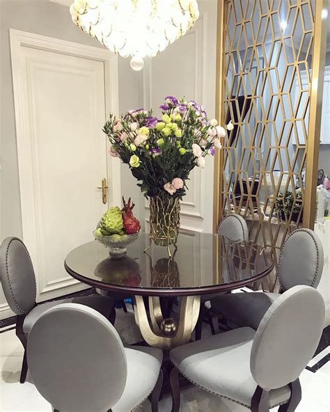 Các hot girl 8X đời đầu từng nổi tiếng và giàu có nhờ chuyển hướng buôn bán thời trang giờ ra sao