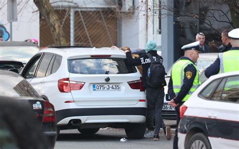 Hapšenje na Brčanskoj Malti Vozač BMW a bježeći od policije im se