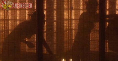 Neve Campbell Nude Pics Page