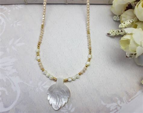 Colar Madre Pérolas E Cristais Nude Boreal Elo