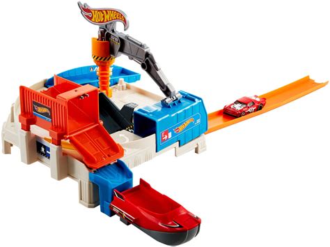Hot Wheels Shipyard Escape Toys R Us Canada