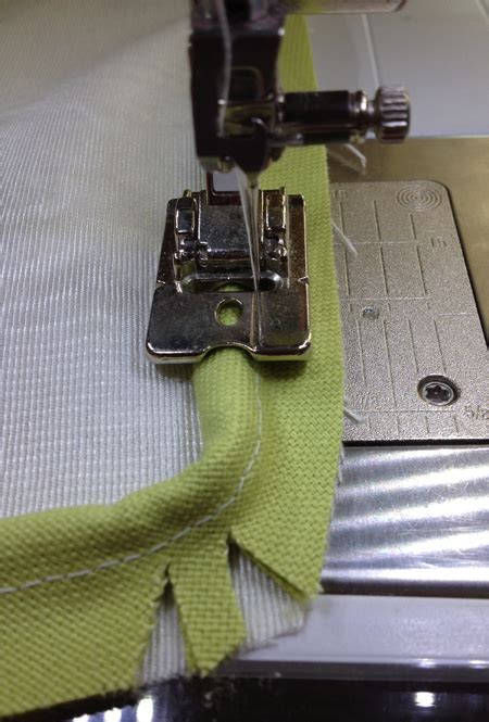 Piping How To Make And Insert Covered Cord Weallsew