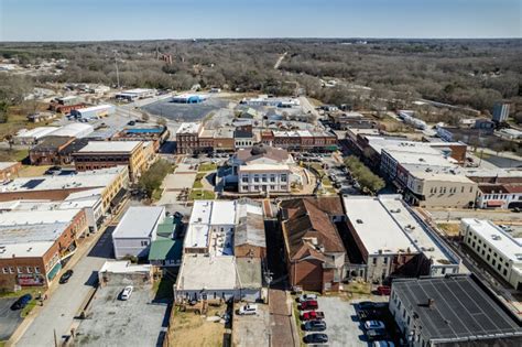 Laurens, SC City Guide | About Living in Laurens - Homes.com