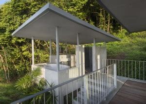 Marc Gerritsen S Naked House Exposes Its Insides To The Seafront