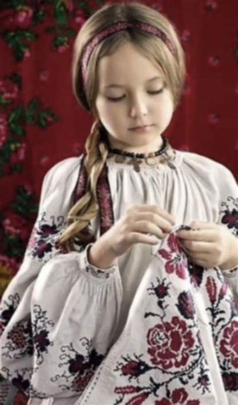 Pin by Любовь Ксенофонтова on Вышиванка | Folk fashion, Folk dresses ...