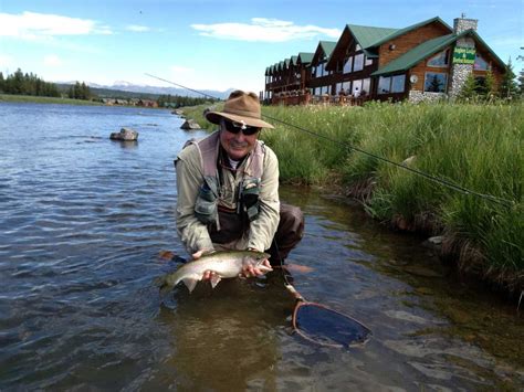 Fly Fishing at the Lodge | Angler's Lodge