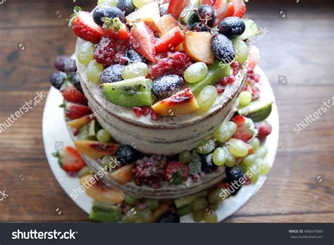 Naked Cake Fruits Berries Summer Fruits 스톡 사진 496647880 Shutterstock