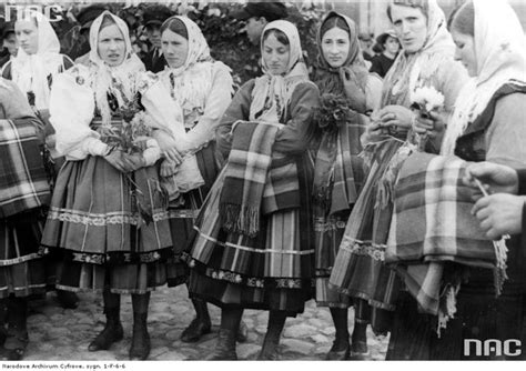 Regional costumes of Łowicz Poland 1935 image Polish Folk