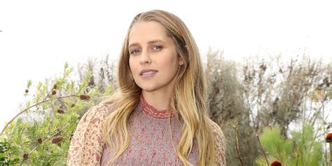 Teresa Palmer Has Been Breastfeeding For Eight Years Straight Mark